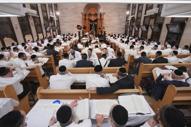 תפילה בבית מדרש טהרות